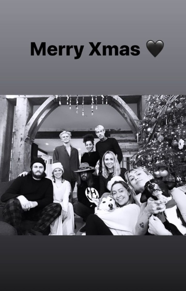 InstaStories Майли Сайрус